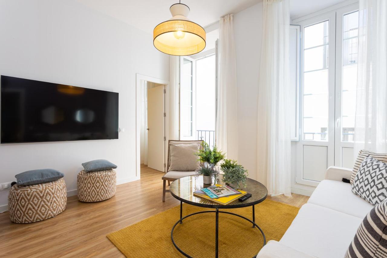 Pleasant Apartment In Malaga Center 2º エクステリア 写真